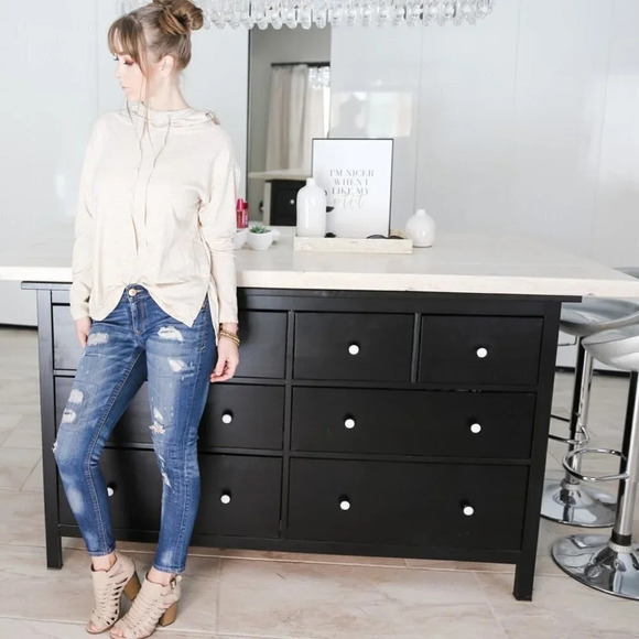 Max Studio Lightweight Hoodie - Picture 10 of 12